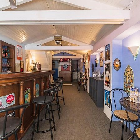 Bar A Bulles - Ancien Comptoir Transforme Villa Reims Exterior foto