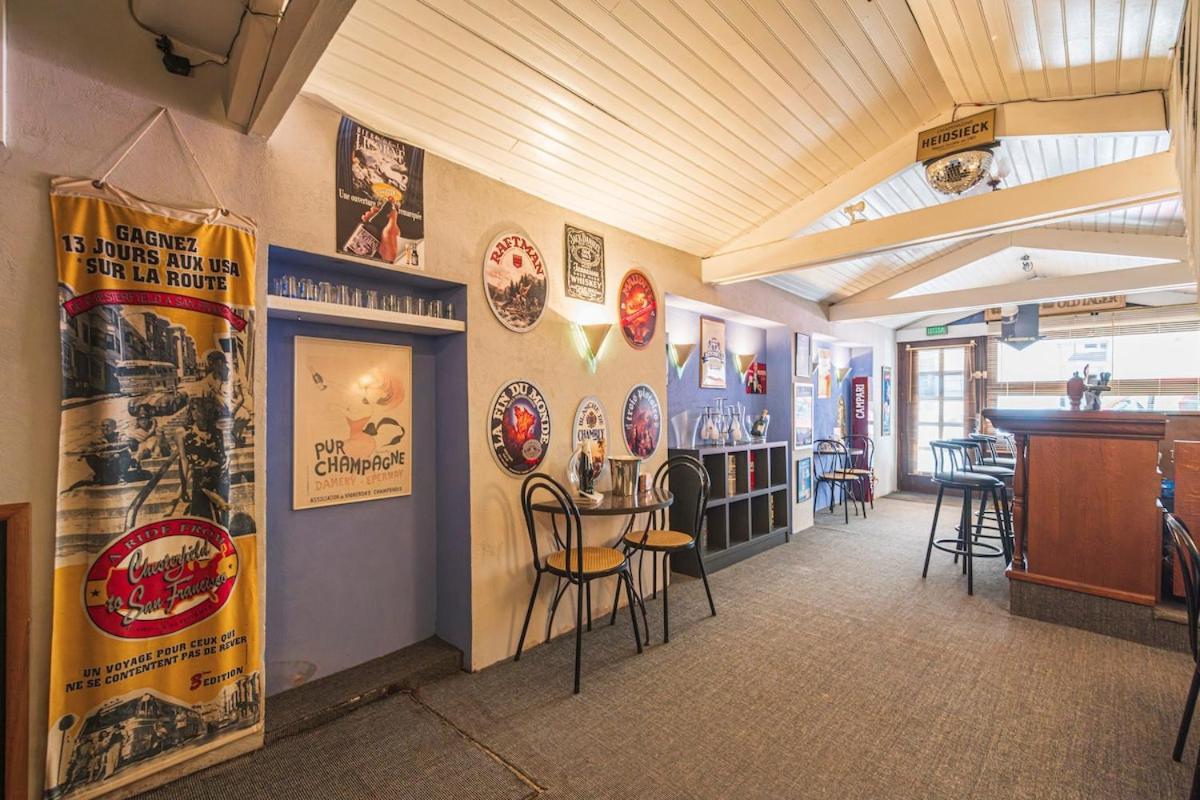 Bar A Bulles - Ancien Comptoir Transforme Villa Reims Exterior foto